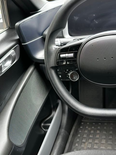 2025 Hyundai IONIQ 6 SE - Photo 27