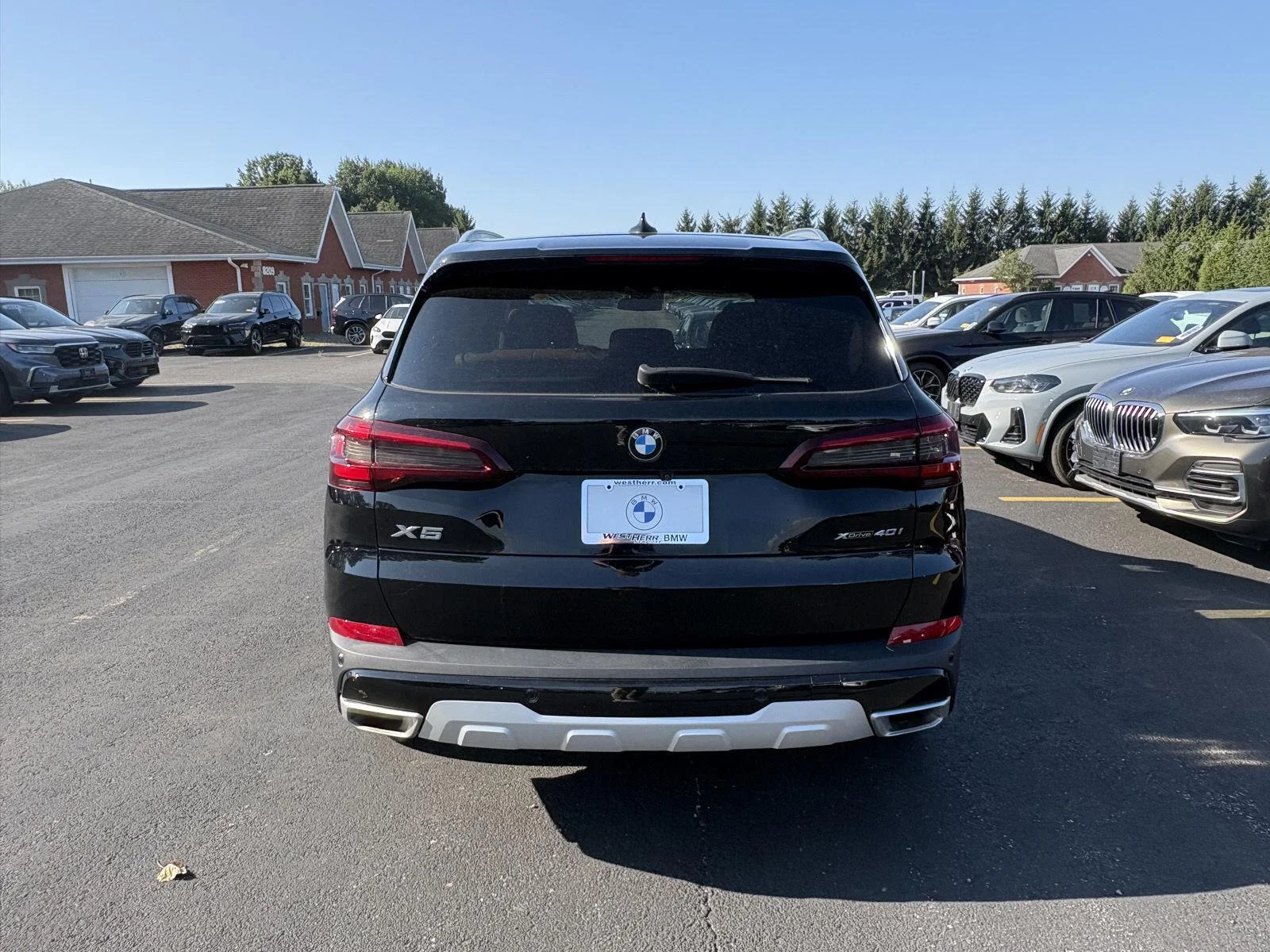 Used 2023 Jet Black BMW xDrive40i image 6