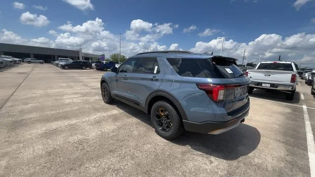 New 2026 Vapor Blue Metallic Ford Tremor image 9