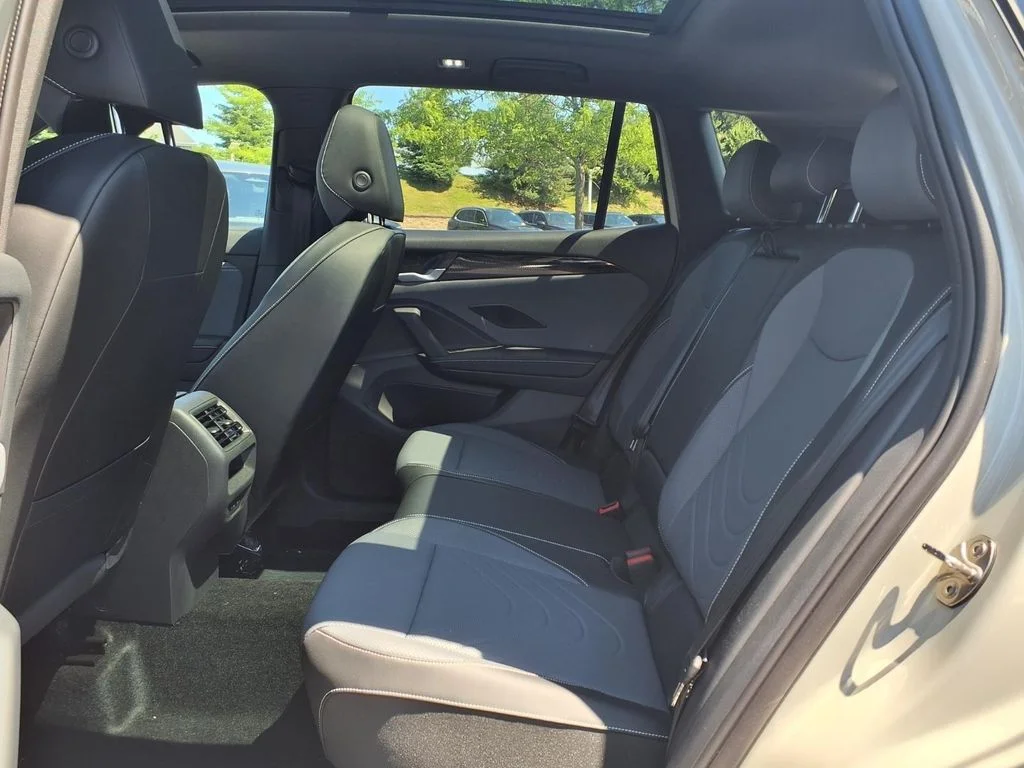 New 2026 Sandstone with Deep Black Roof Volkswagen SE R-Line Black image 20