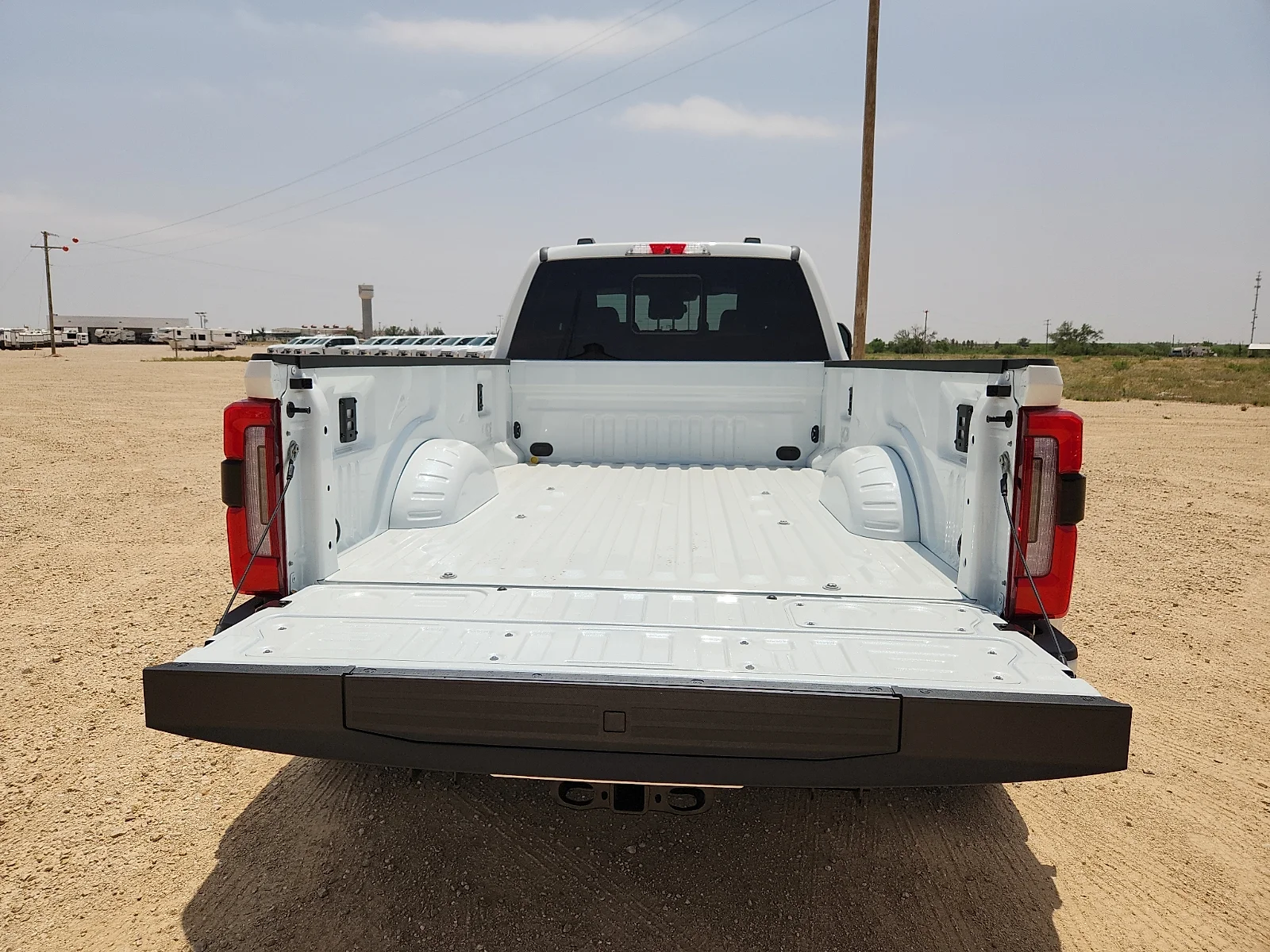 New 2026 Star White Metallic Tri-Coat Ford F-350® Platinum® image 12