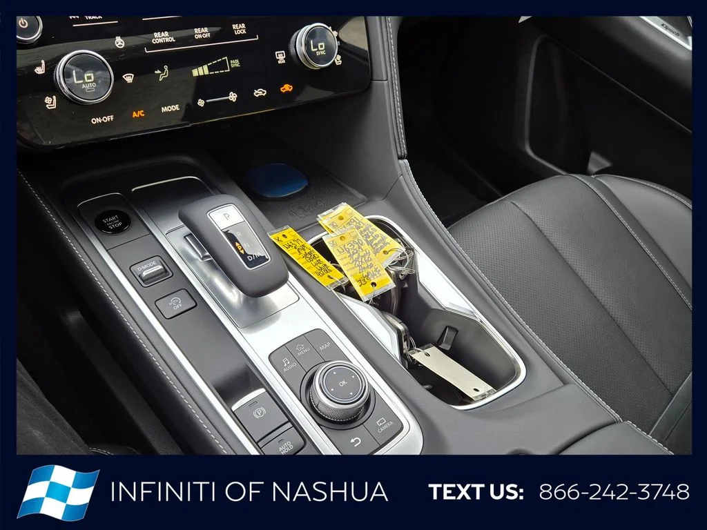 New 2027 2T RAD WHT INFINITI Sport AWD image 26