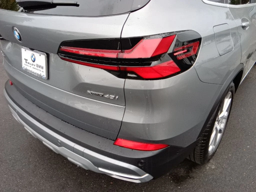 Certified Used 2026 Skyscraper Grey Metallic BMW xDrive40i image 30