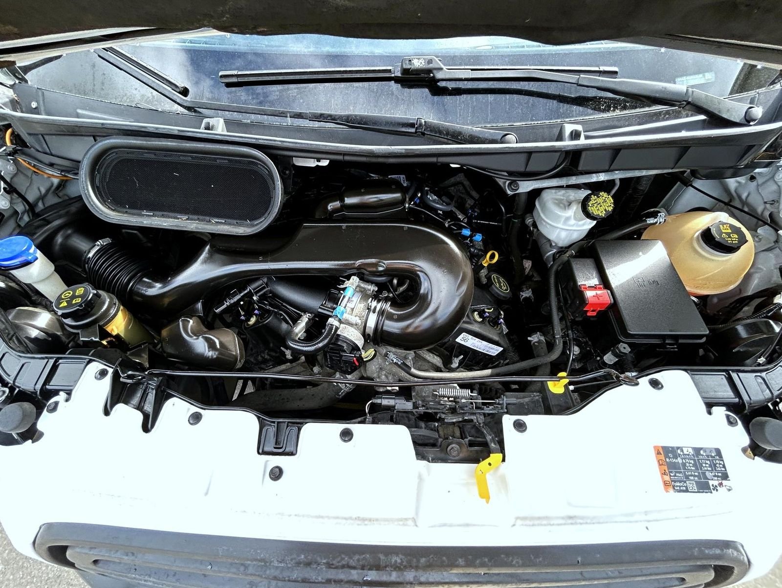 Used 2018 White Ford XL image 23