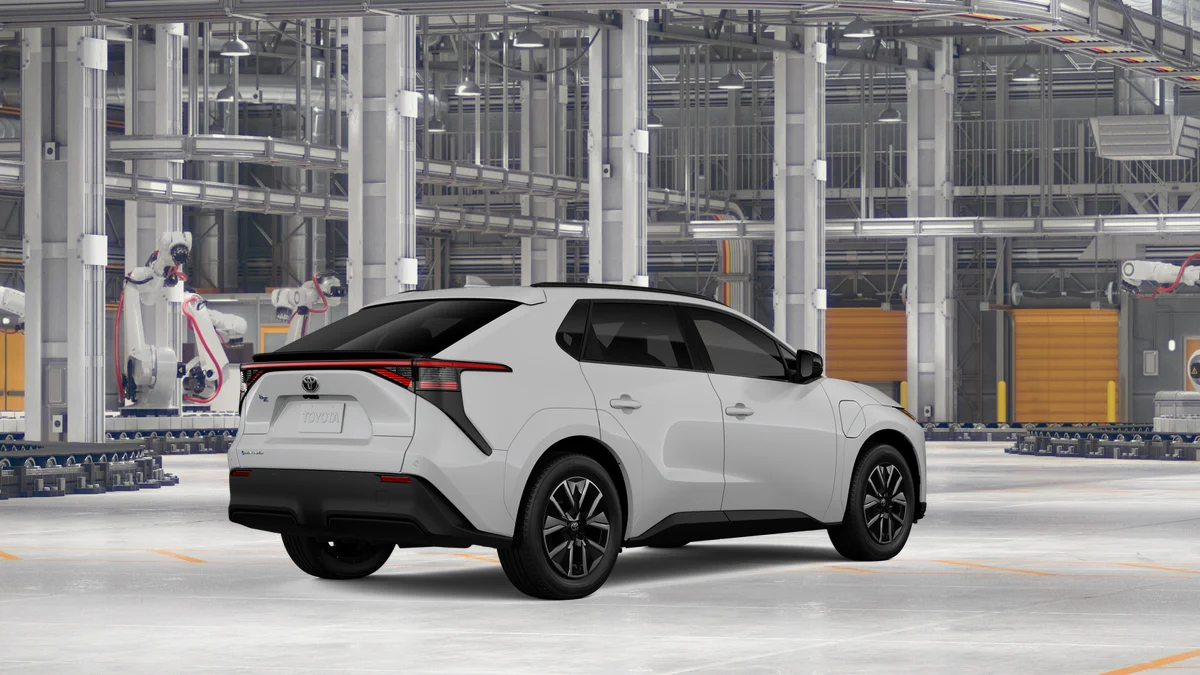 New 2026 Wind Chill Pearl Toyota XLE image 10