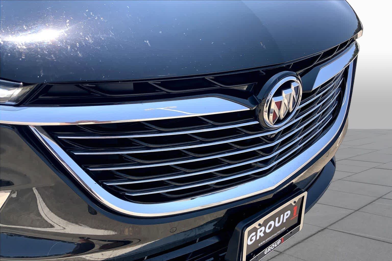 Used 2022 Ebony Twilight Metallic Buick Premium image 29