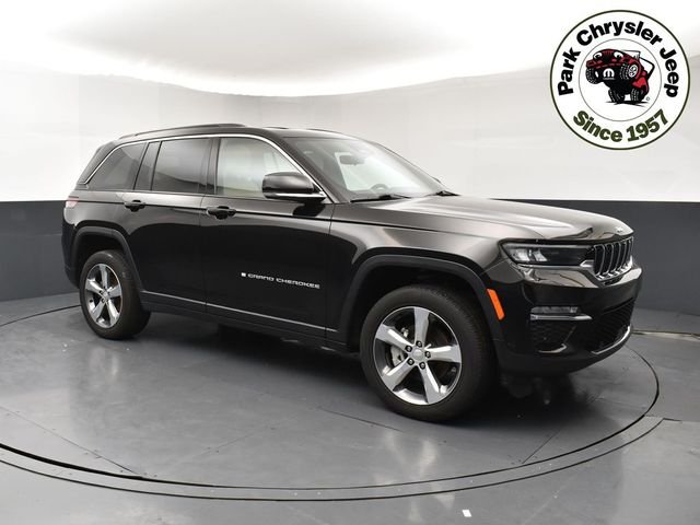 Used 2024 Black Jeep Limited image 1
