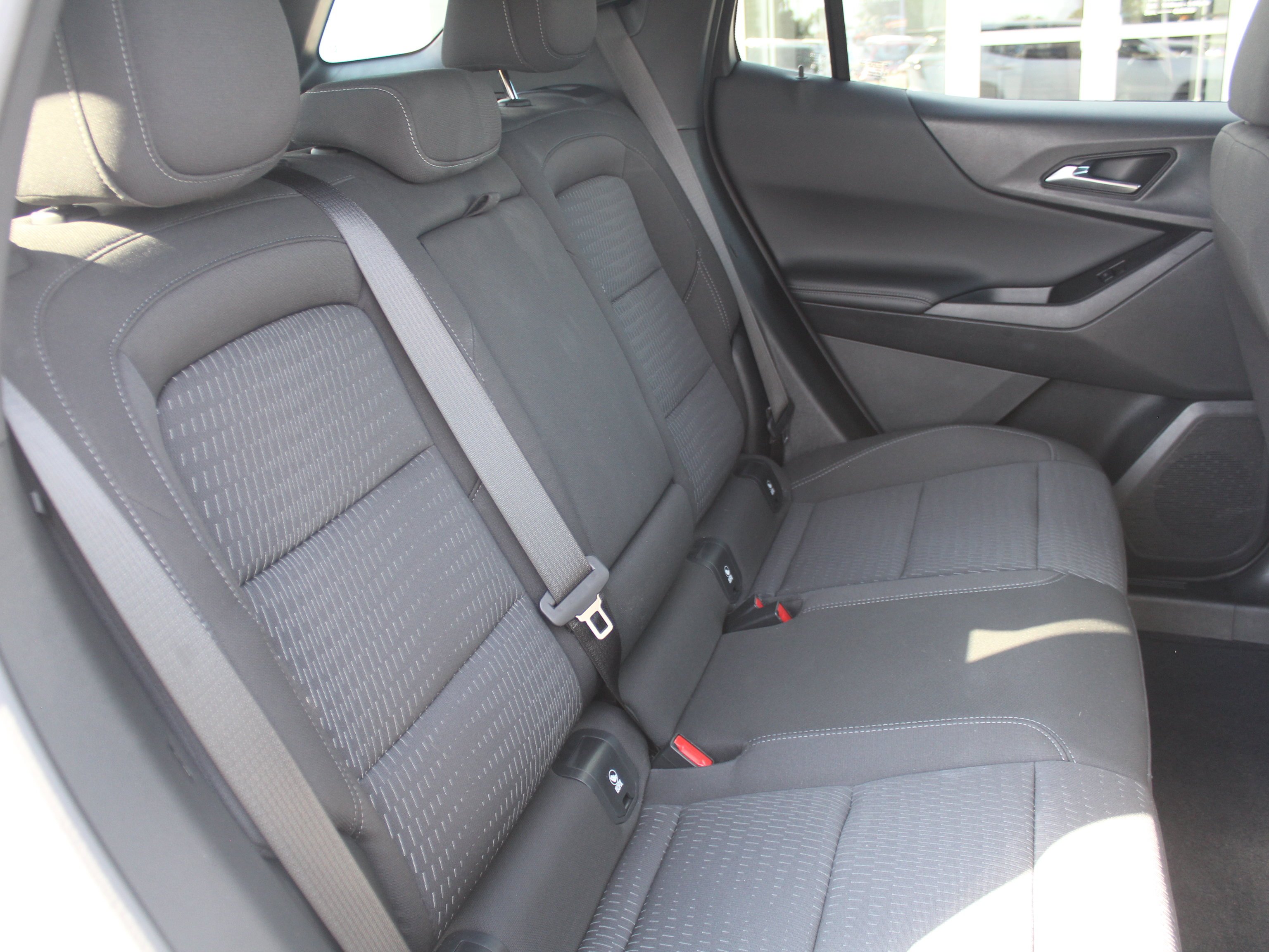 2025 Chevrolet Equinox LT - Photo 25
