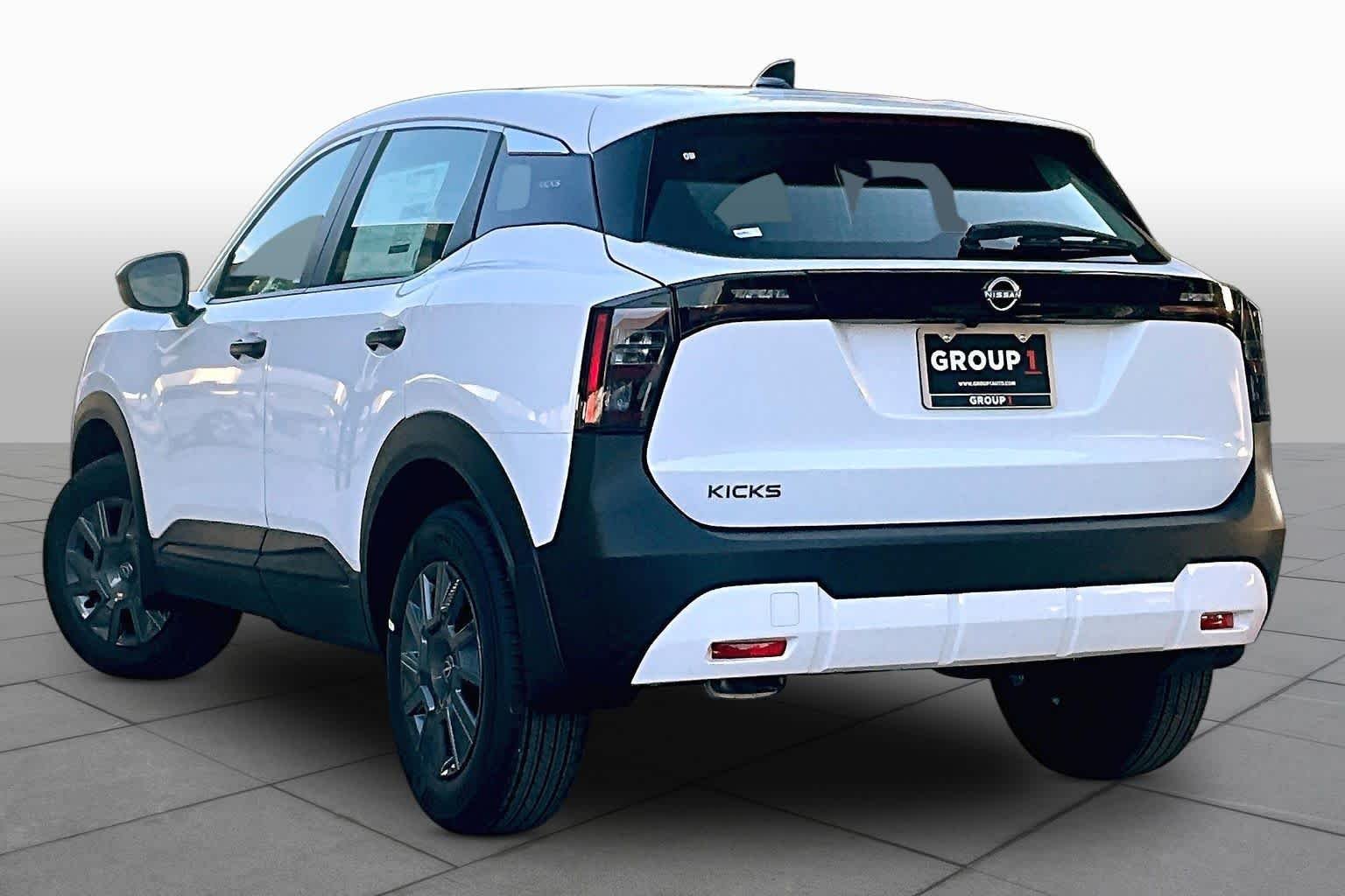 New 2027 QM1/FRESH POWD Nissan S image 7