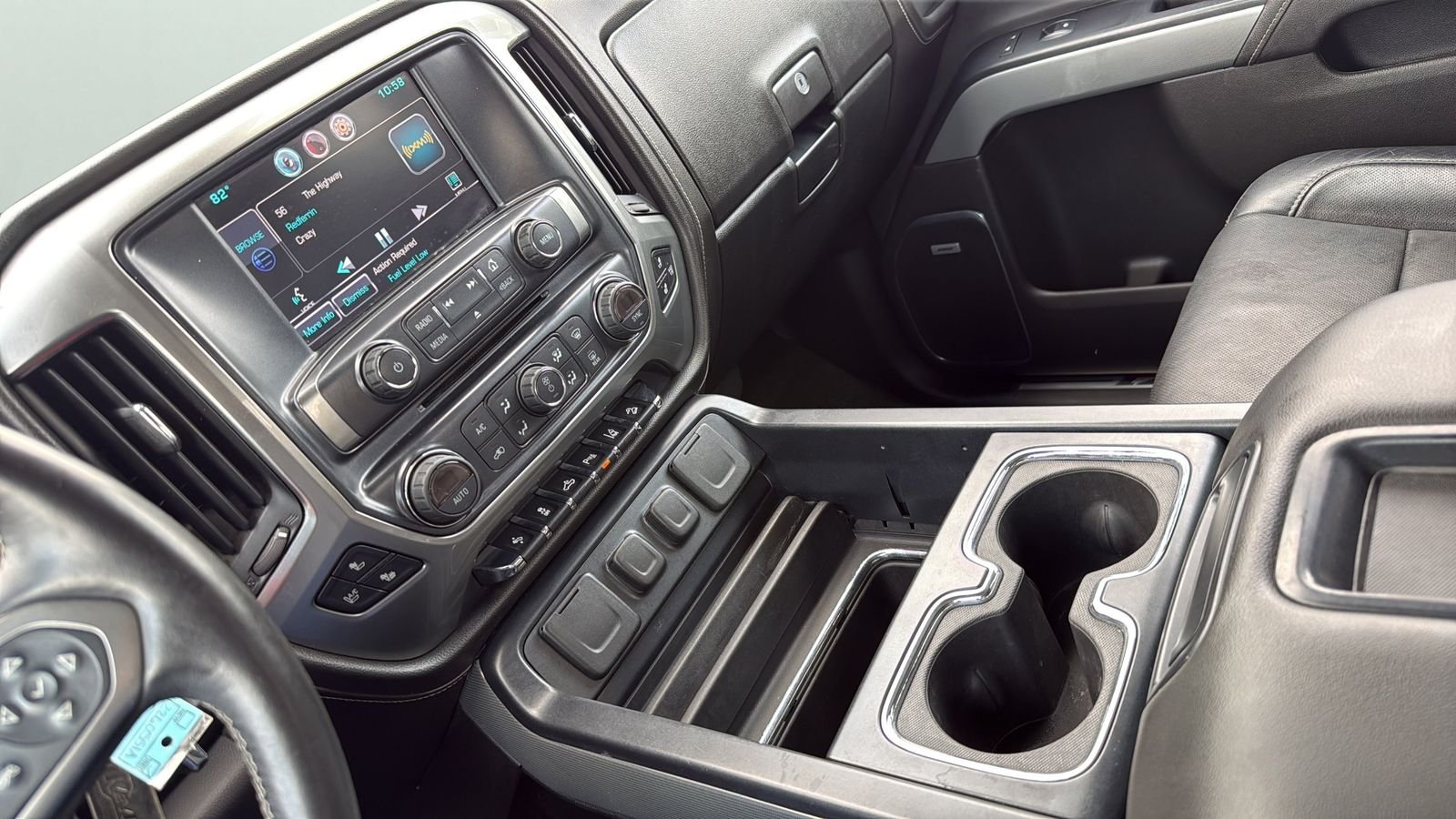 Used 2015 White Chevrolet LTZ image 20