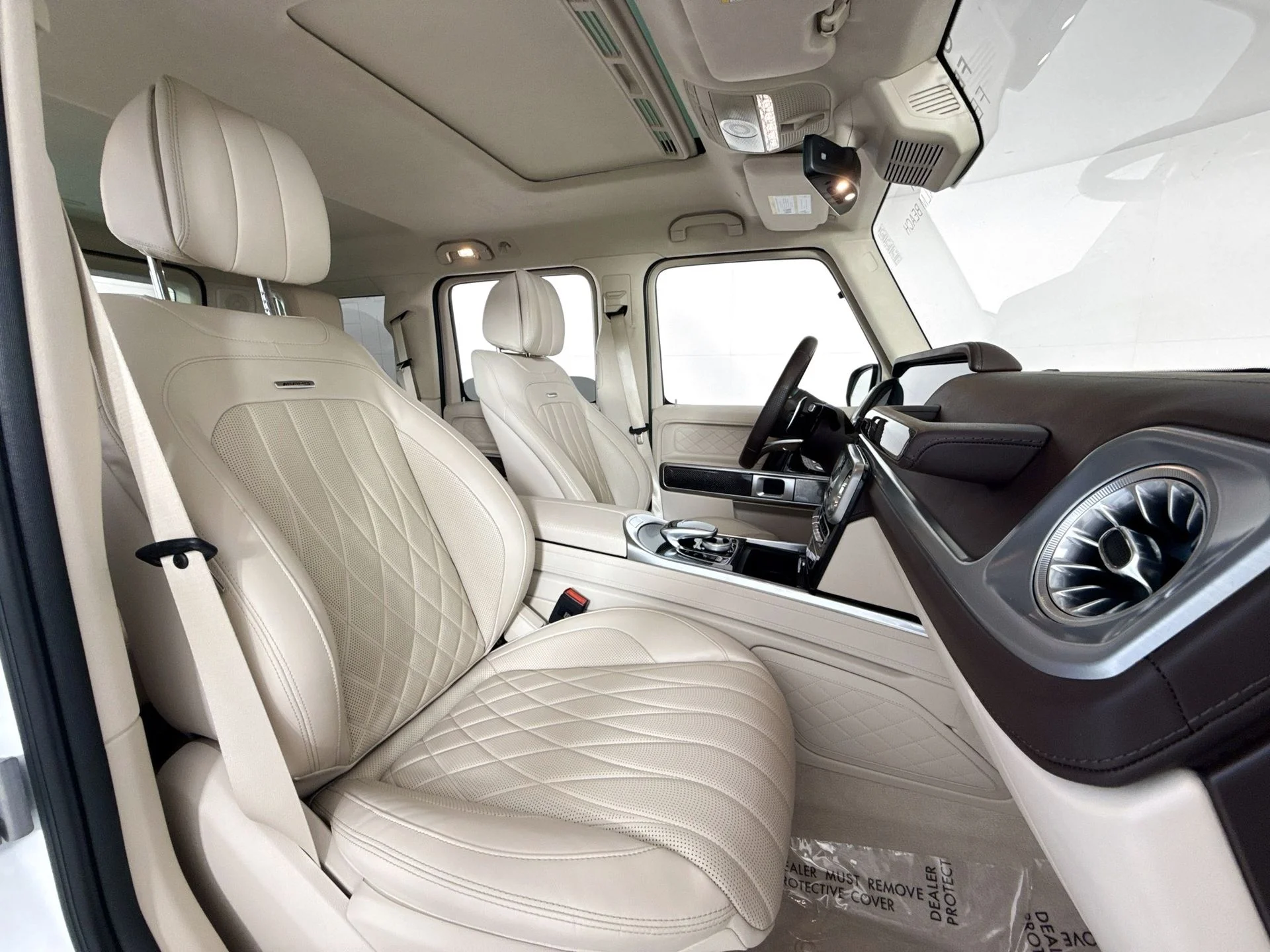 Used 2023 MANUFAKTUR Moonlight White Metallic Mercedes-Benz G 63 AMG® image 23