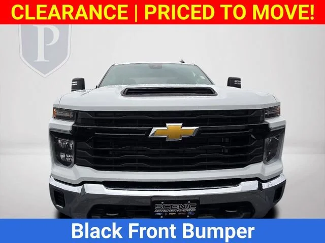New 2025 Summit White Chevrolet WT image 13