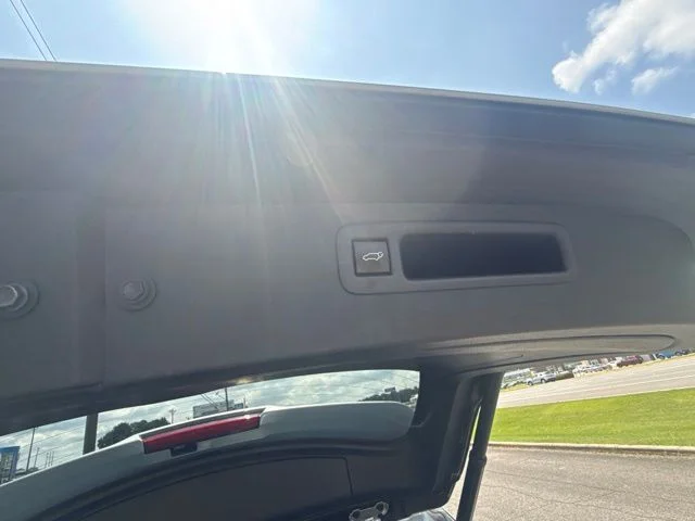 2023 Toyota Highlander XLE - Photo 9