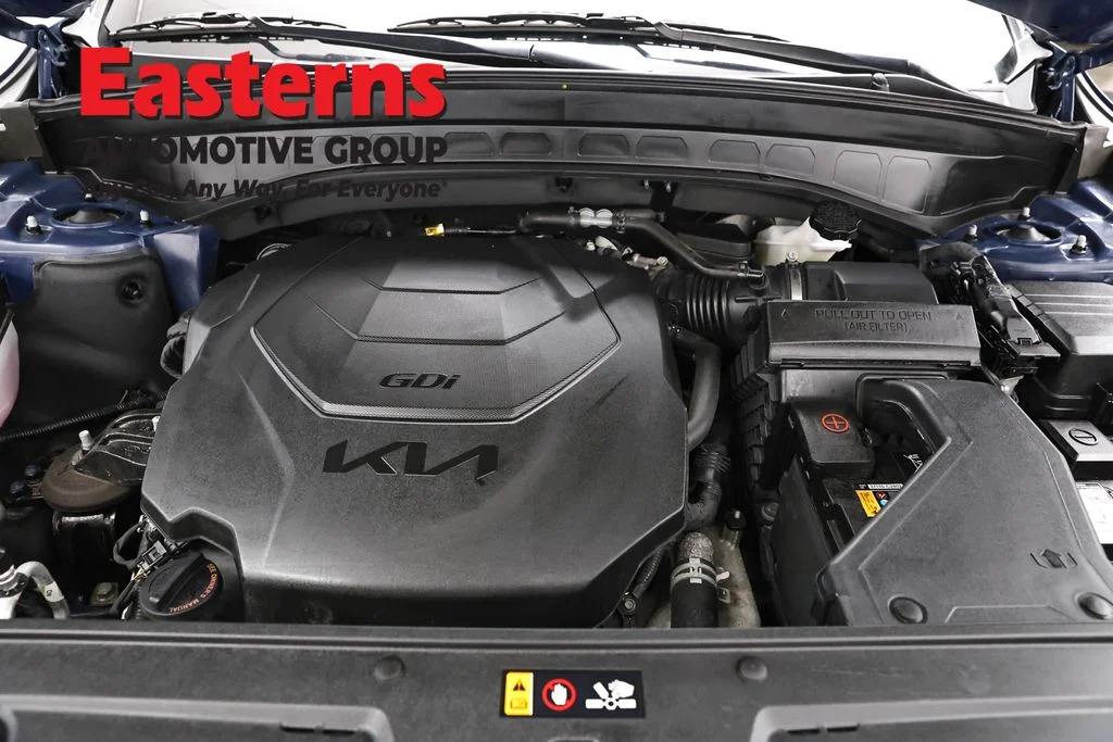 Used 2025 Black Kia S image 7