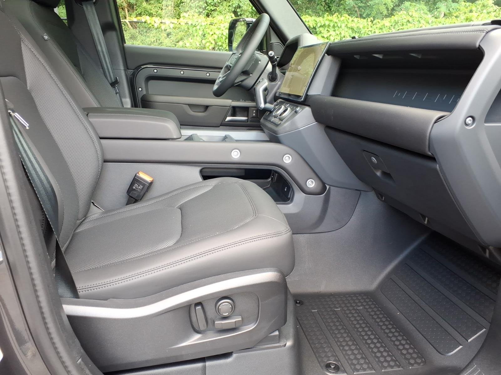 New 2026 Carpathian Grey Land Rover 110 S image 3