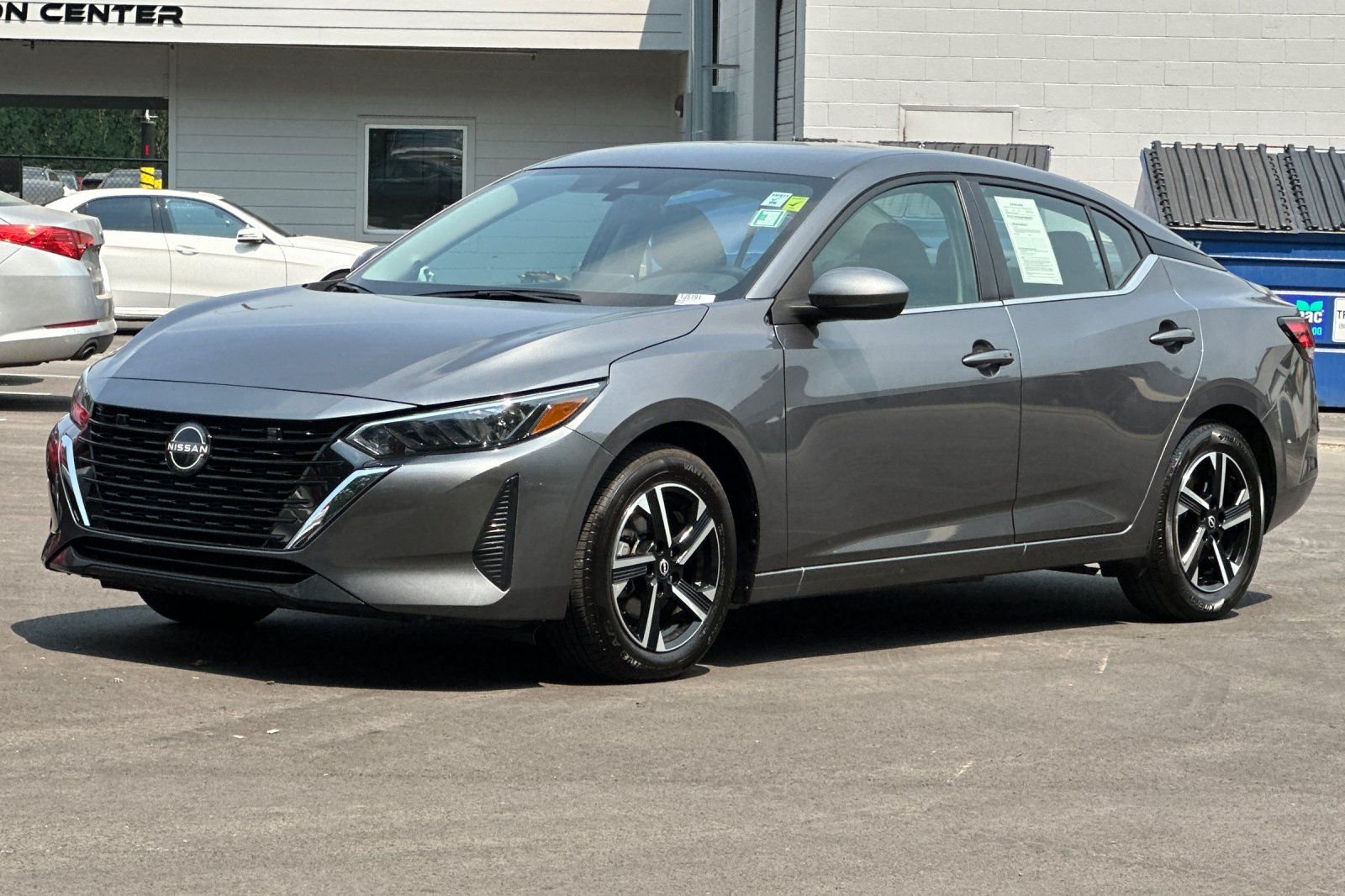 2025 Nissan Sentra SV - Photo 8