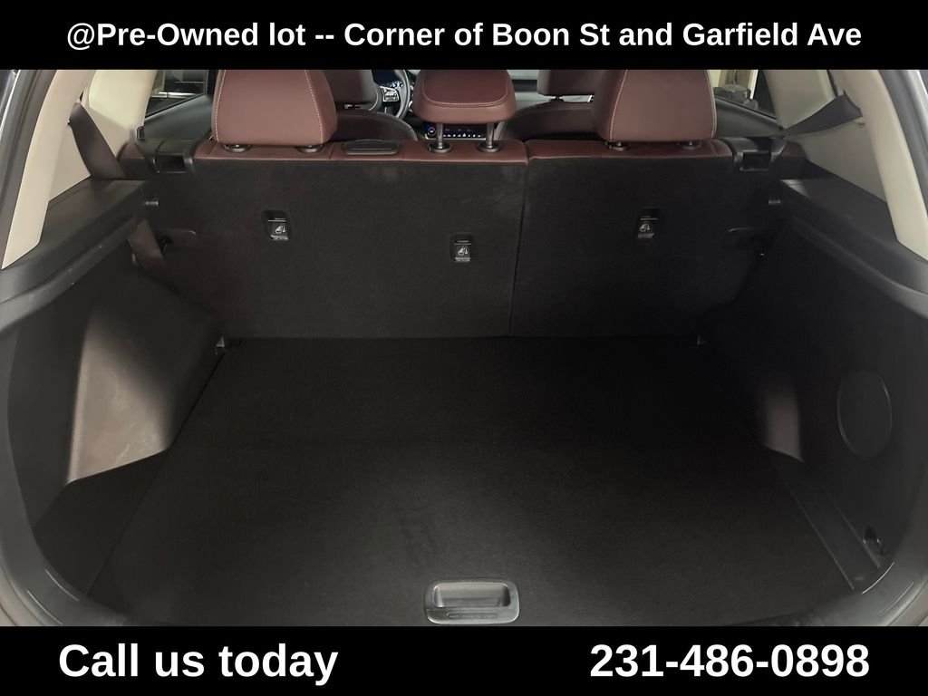 Used 2023 Black Kia SX image 26