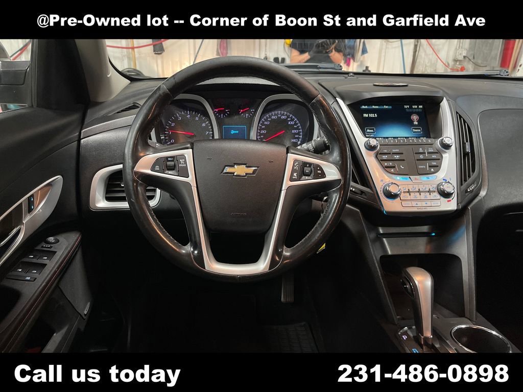 Used 2015 TUNGSTEN METALLIC Chevrolet LT image 17