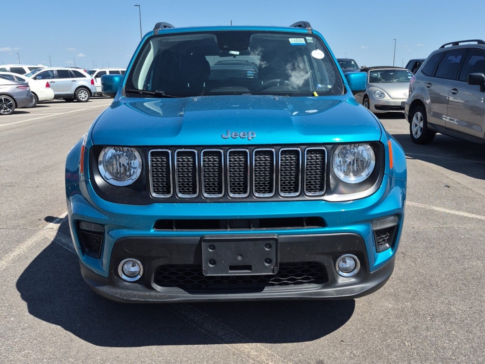 Used 2021 Bikini Metallic Clearcoat Jeep Latitude image 2