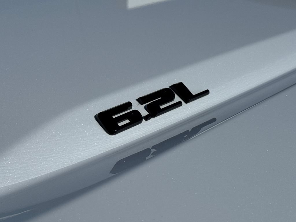 2026 Chevrolet Silverado 1500 High Country - Photo 12