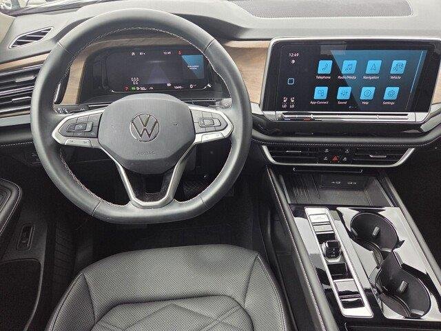 Used 2026 Silver Mist Metallic Volkswagen 2.0T SE w/Technology image 19