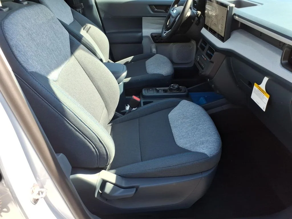 New 2026 Space White Metallic Ford XLT image 8
