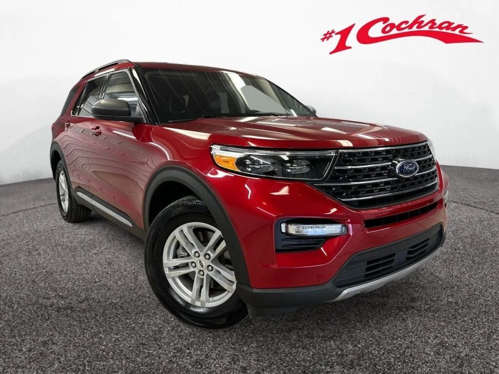 2024 Ford Explorer XLT 4WD's photo