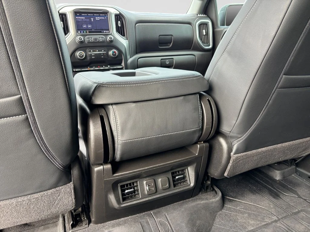 Used 2020 Black Chevrolet RST image 36