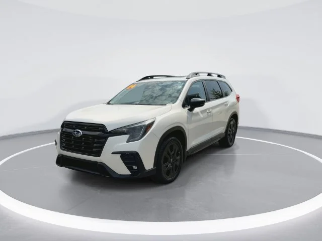 Used 2024 White Subaru Onyx Edition image 4