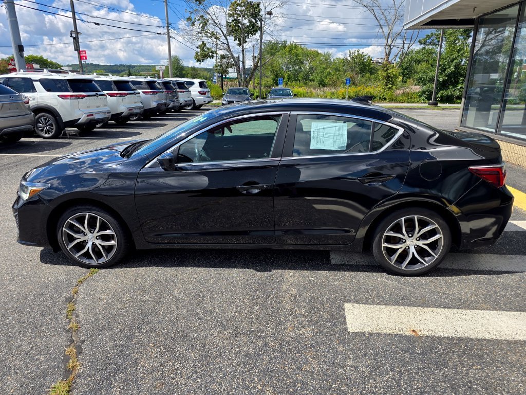 Used 2020  Acura Premium Package image 8