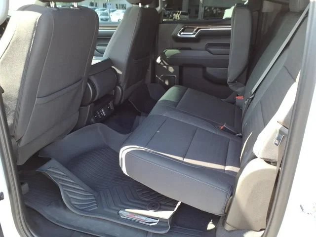 Used 2023 Summit White Chevrolet RST image 9