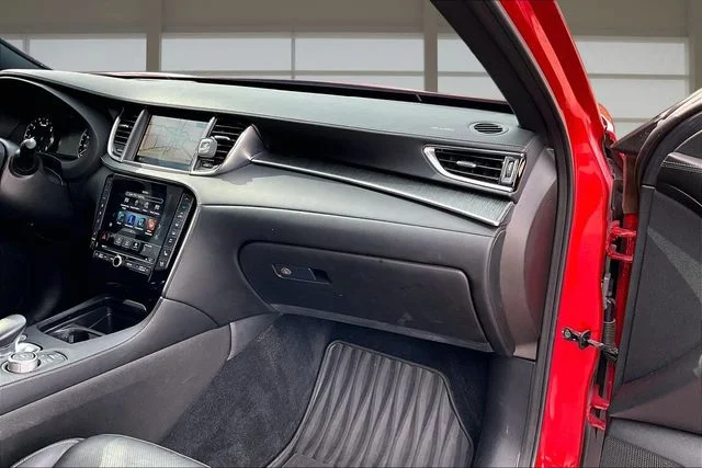 Used 2023 Red INFINITI SENSORY image 17