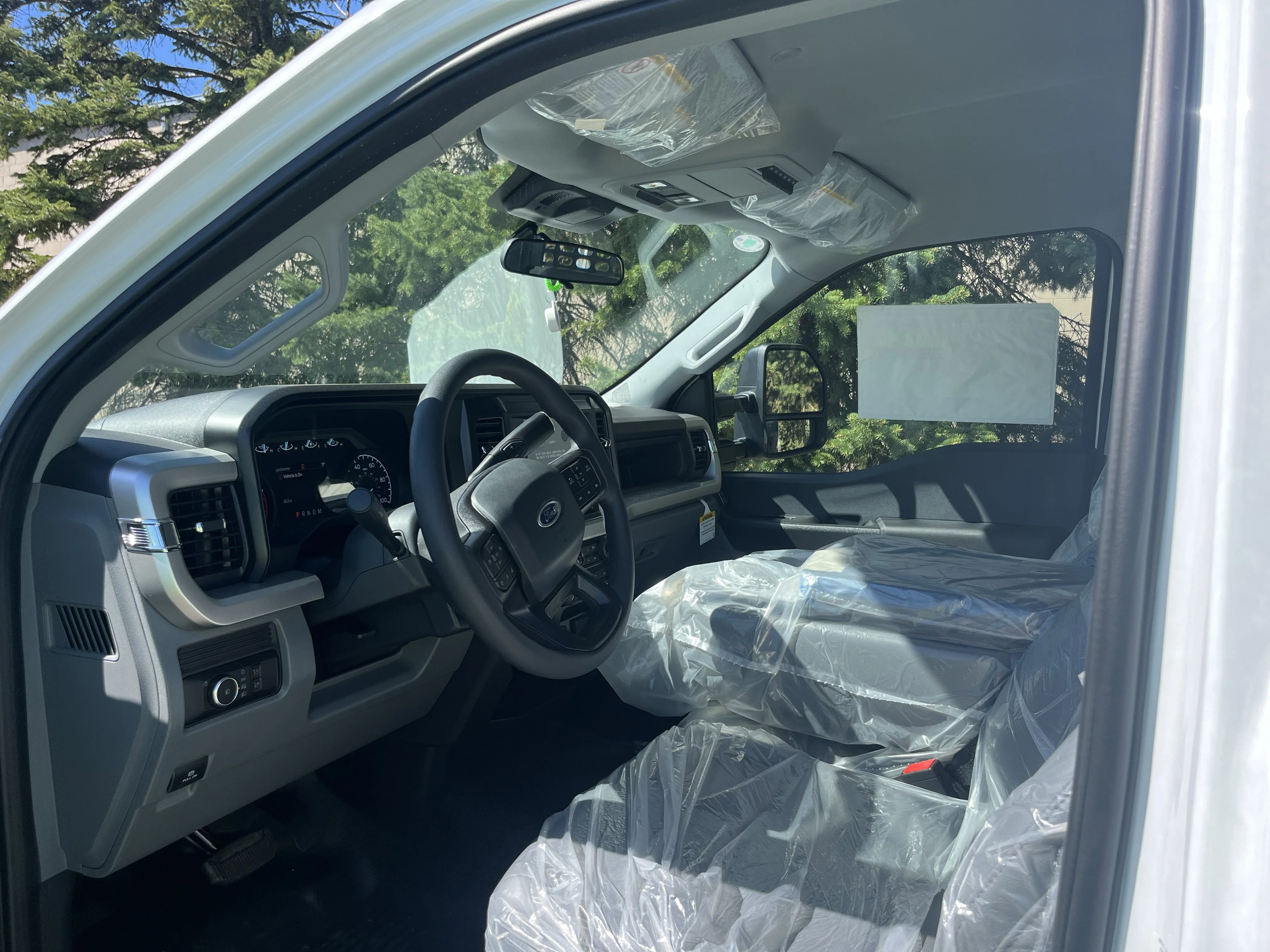 2025 Ford F-550 Super Duty Chassis Cab XL - Photo 15