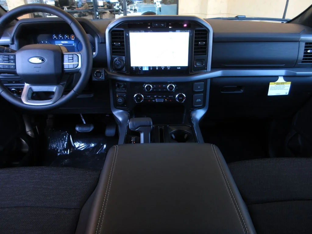 New 2026 Agate Black Metallic Ford XLT image 22