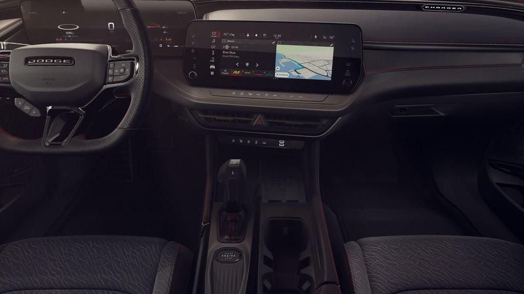 New 2026 Diamond Black Crystal Pearlcoat Dodge R/T Scat Pack image 16