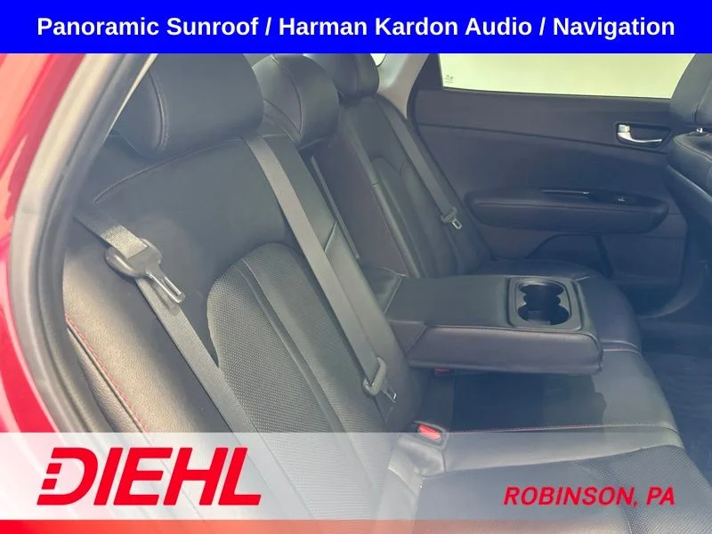 Used 2018 Red Kia SX image 9