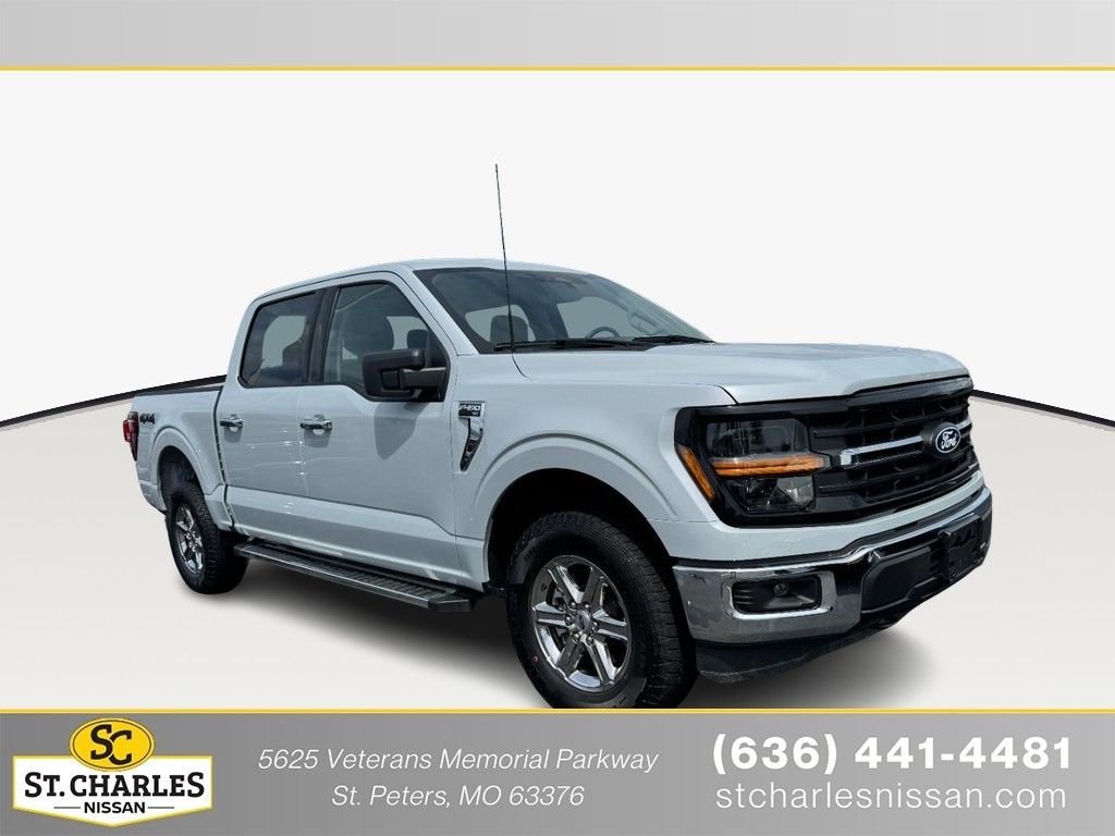 Used 2025 White Ford XLT image 1
