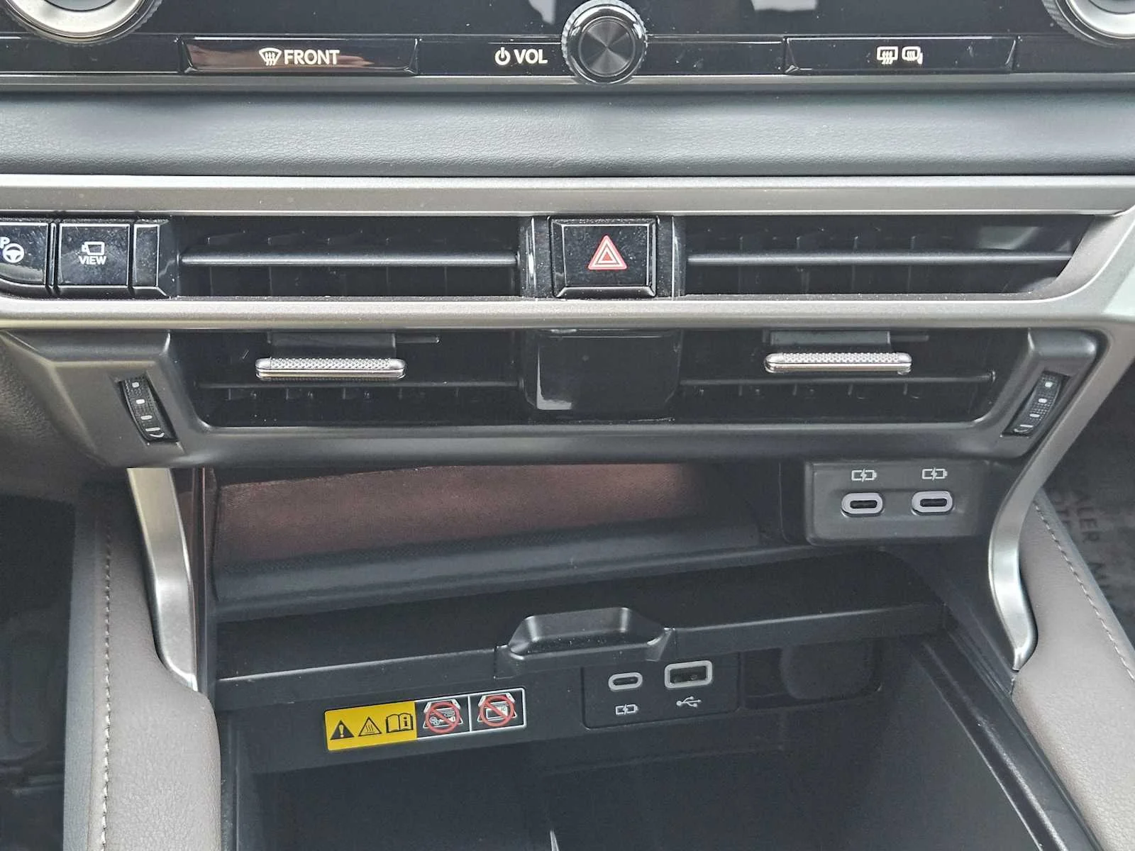 Certified Used 2025 CAVIAR Lexus Luxury image 13