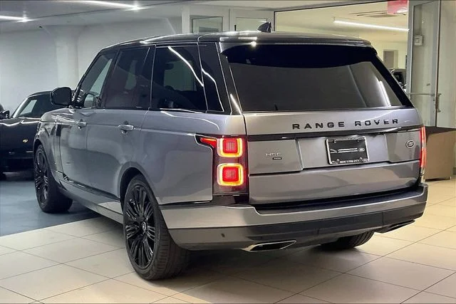 Used 2022 Gray Land Rover Westminster image 16