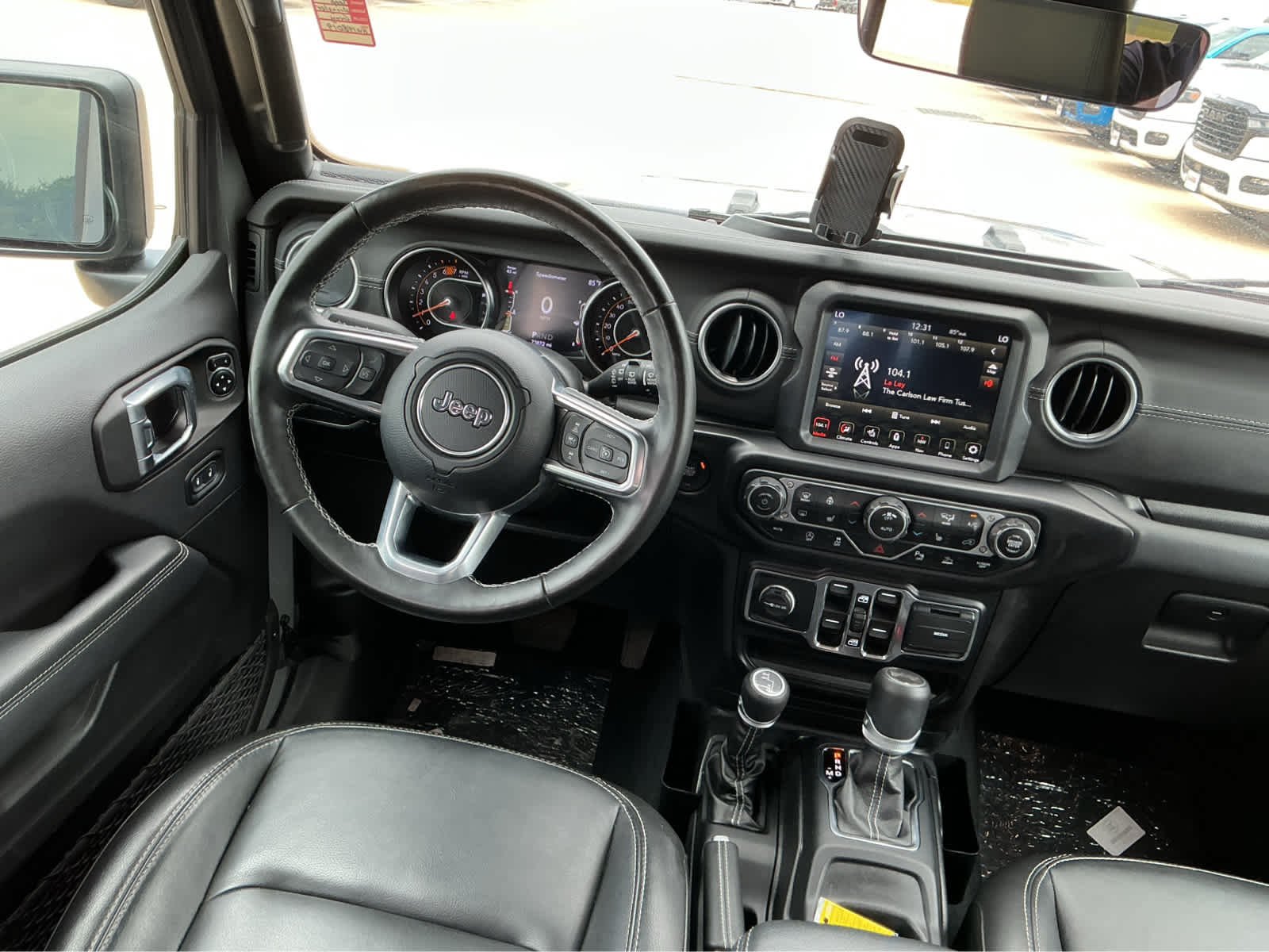 Used 2022 Sting-Gray Clearcoat Jeep Unlimited Sahara image 23