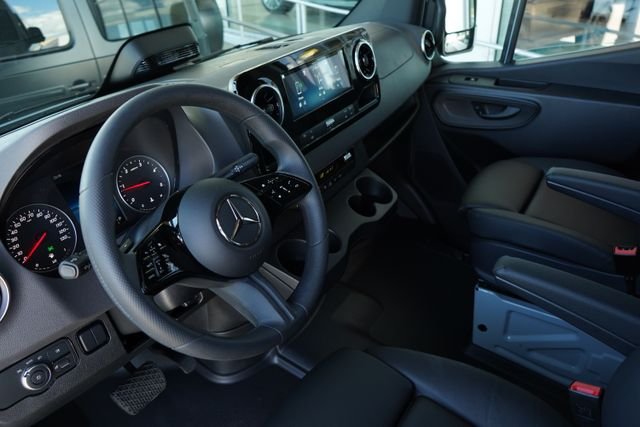 New 2025 Silver+Gray Mercedes-Benz Cargo 144 WB image 2