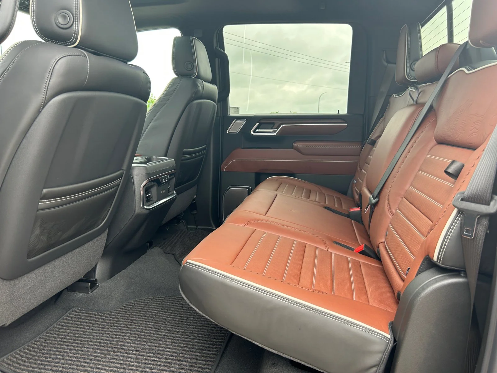 New 2026 Onyx Black GMC Denali Ultimate image 19