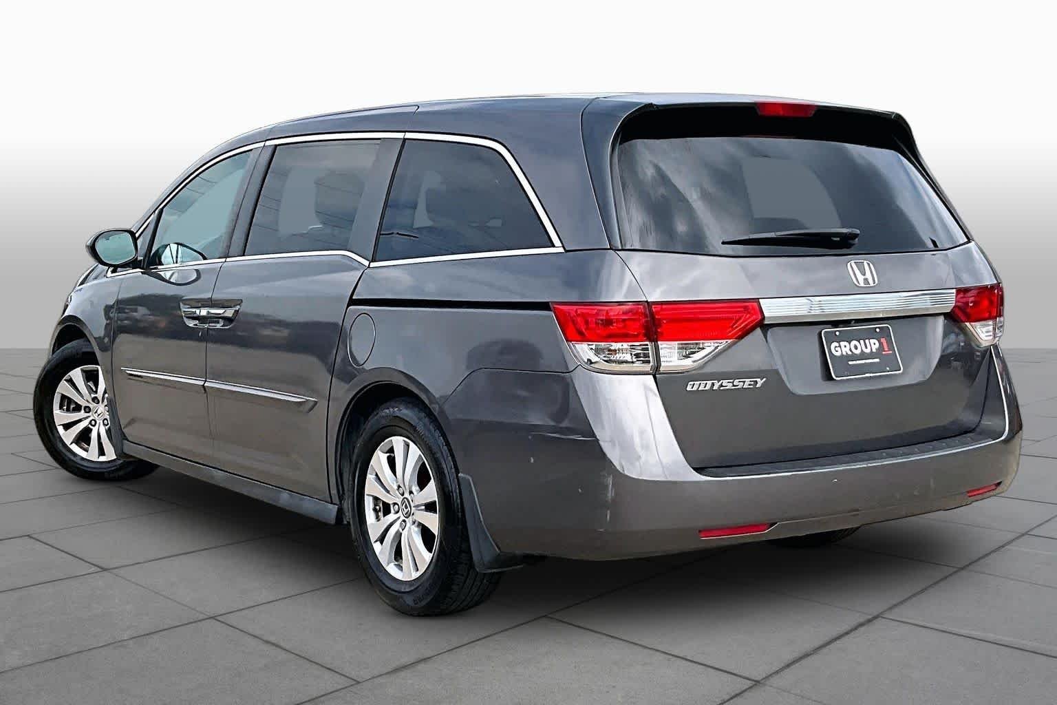 Used 2015 Modern Steel Metallic Honda EX image 11