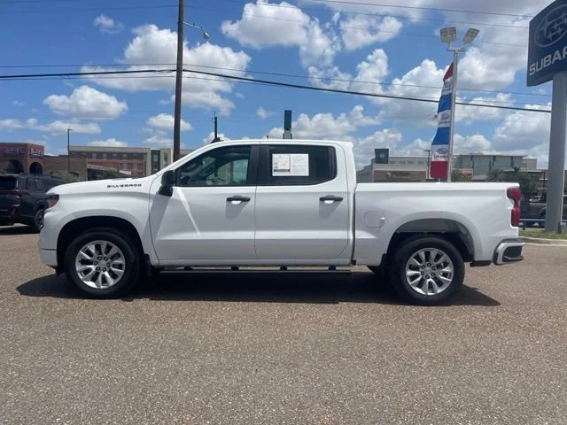 Used 2025 Summit White Chevrolet Custom image 5