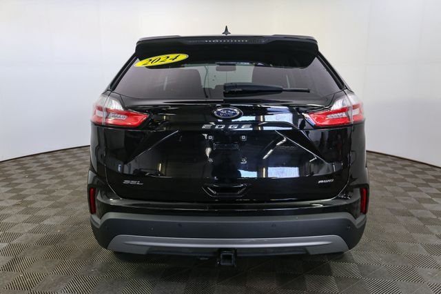 Used 2024 Black Ford SEL image 8