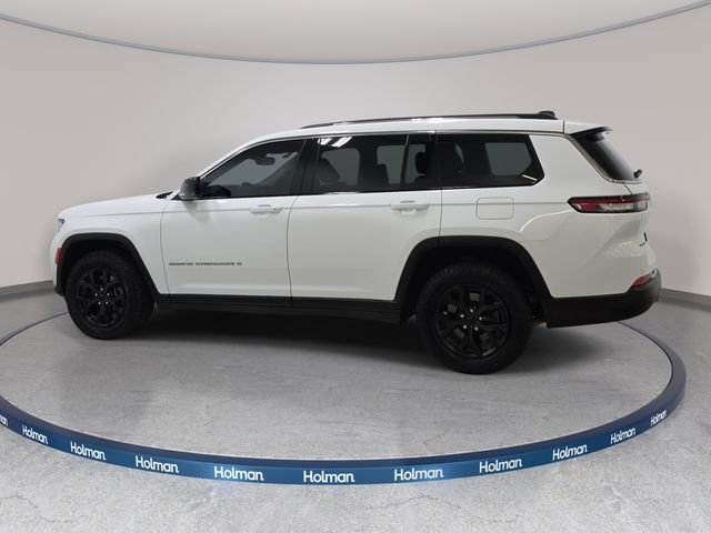 Used 2021 White Jeep Limited image 9