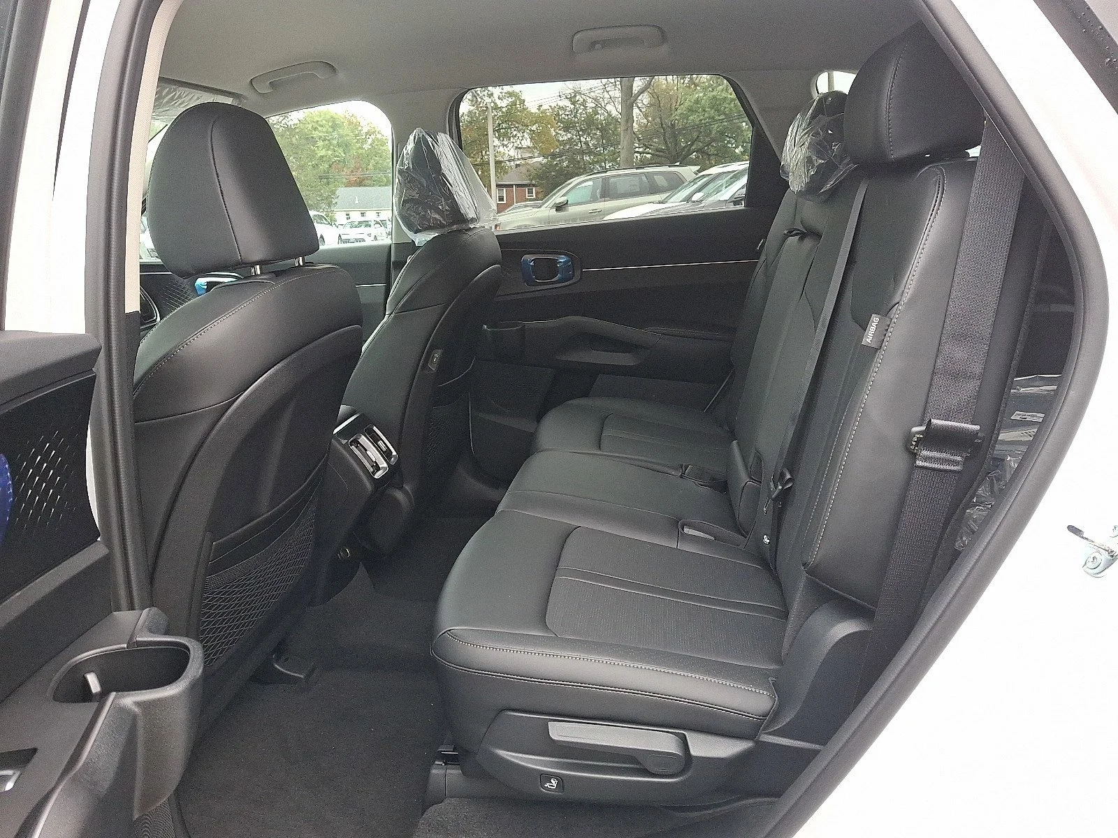 New 2026 Glacial White Pearl Kia S image 6