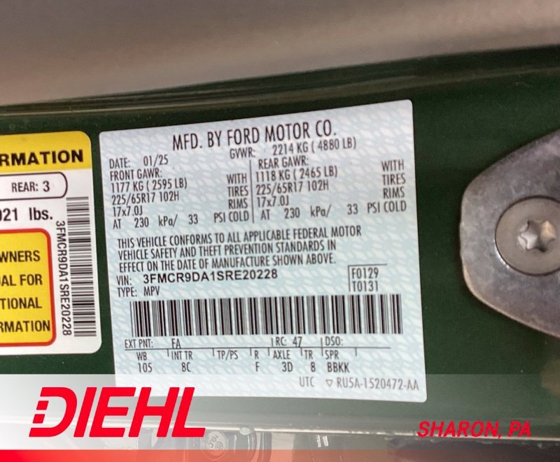 Used 2025 Green Ford Badlands image 10
