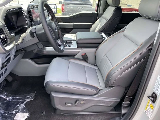 New 2026 Avalanche Ford Lariat image 8