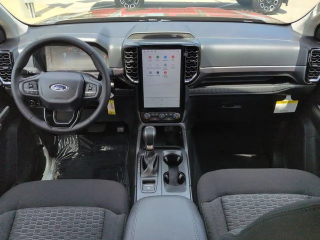 New 2026 Marsh Gray Ford XLT image 15